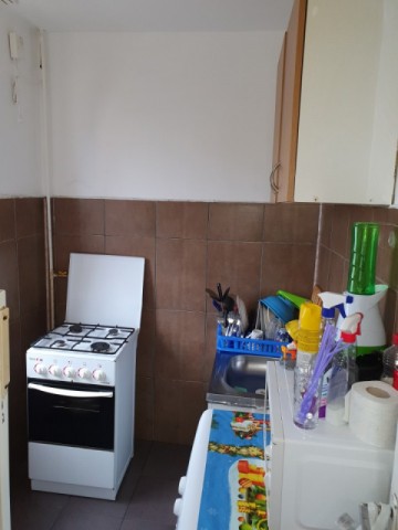 cantacuzino-garsoniera-cf1-et-34-la-26500-euro-12